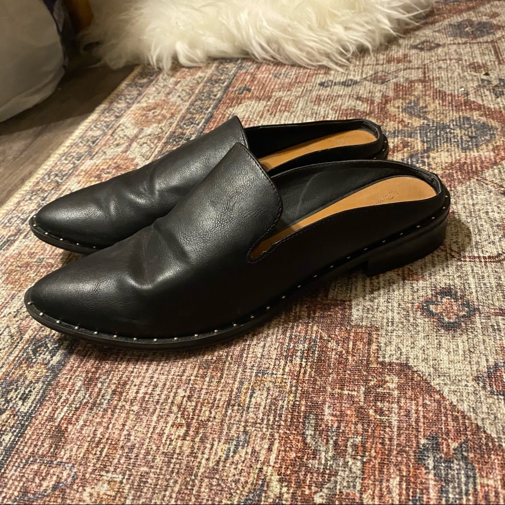 Target Universal Thread Loafer - Picture 3 of 4